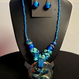 Necklace set